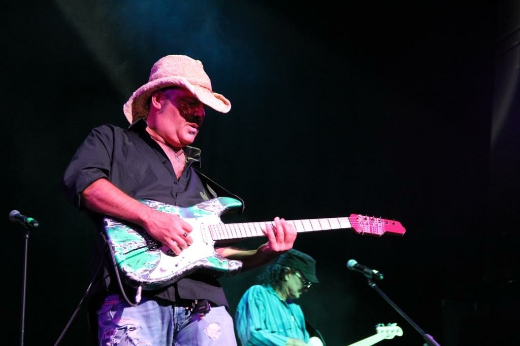Rog Xavier